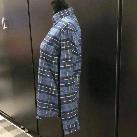 Lands’ End Traditional Fit Flannel plaid,chest pocket,button down,cotton - Picture 4 of 9